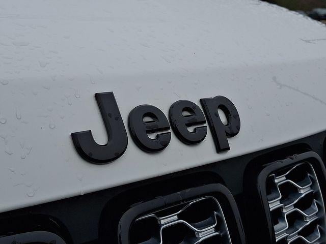 2021 Jeep Grand Cherokee Laredo X 4x4