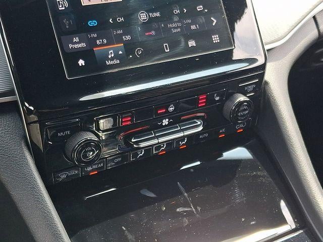 2024 Jeep Grand Cherokee L Laredo 4x4