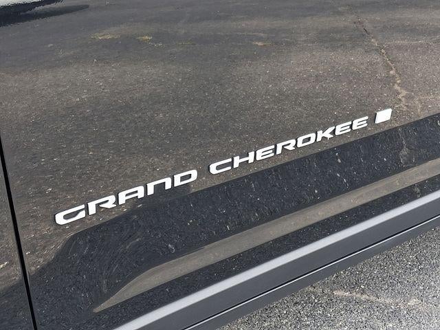 2024 Jeep Grand Cherokee L Laredo 4x4