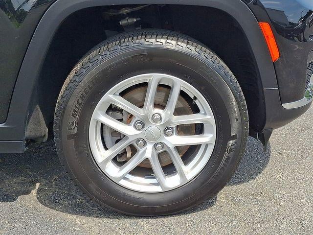 2024 Jeep Grand Cherokee L Laredo 4x4