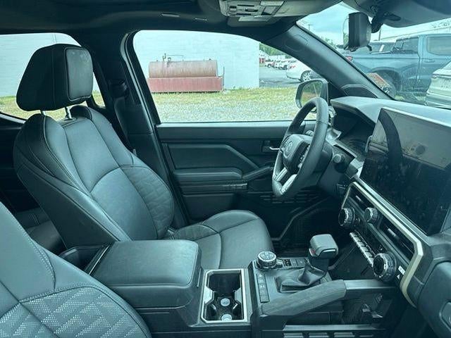 2025 Toyota Tacoma Hybrid TRD Off Road