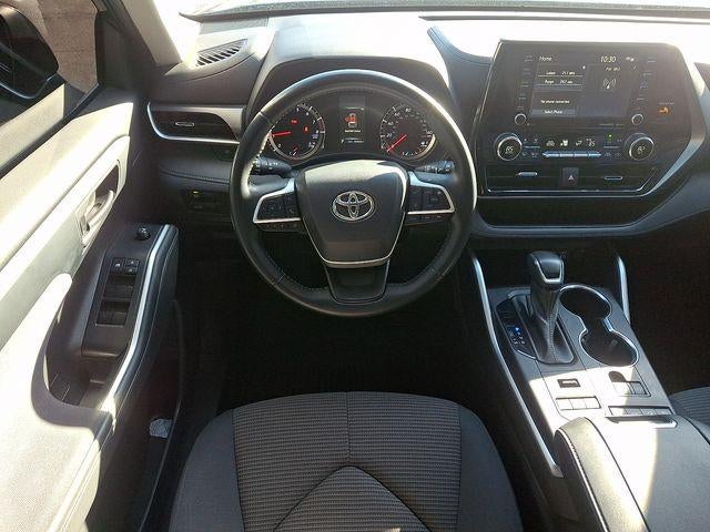 2022 TOYOTA TRUCK HIGHLANDER LE