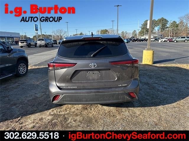 2022 TOYOTA TRUCK HIGHLANDER LE