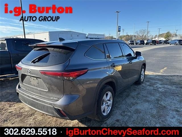 2022 TOYOTA TRUCK HIGHLANDER LE