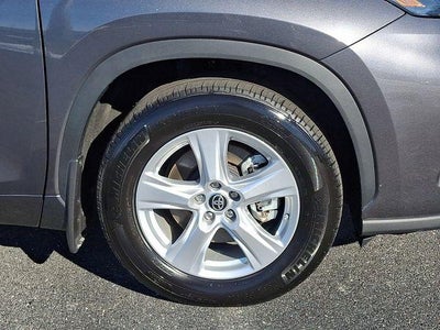 2022 TOYOTA TRUCK HIGHLANDER LE