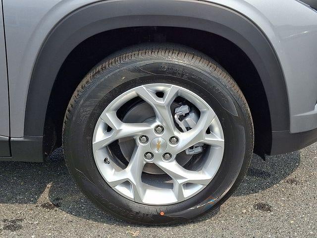 2026 Chevrolet Trax LS - Photo 6