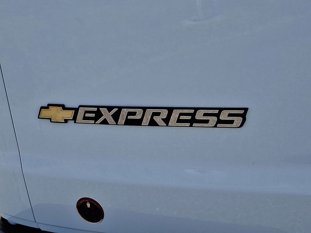 2026 Chevrolet Express Cargo WT