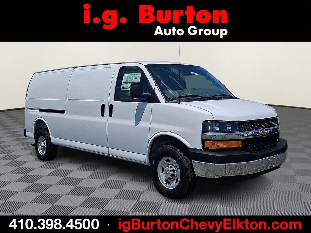 2026 Chevrolet Express Cargo WT