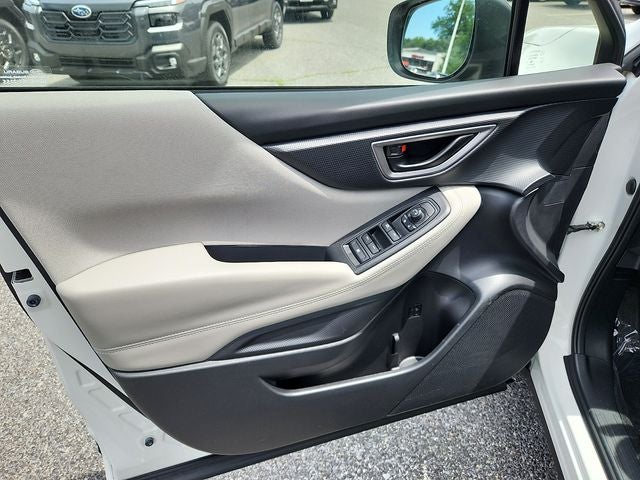 2023 Subaru Forester Base