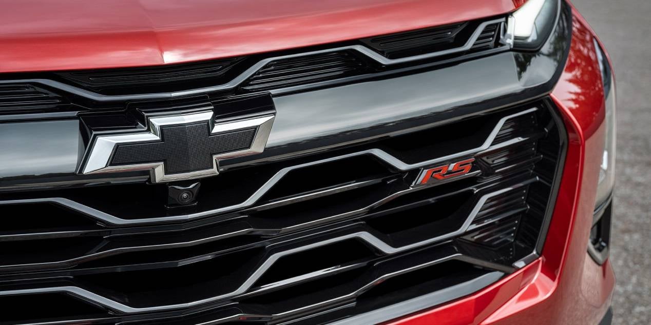 close up of the front grille of a 2025 Chevrolet Equinox